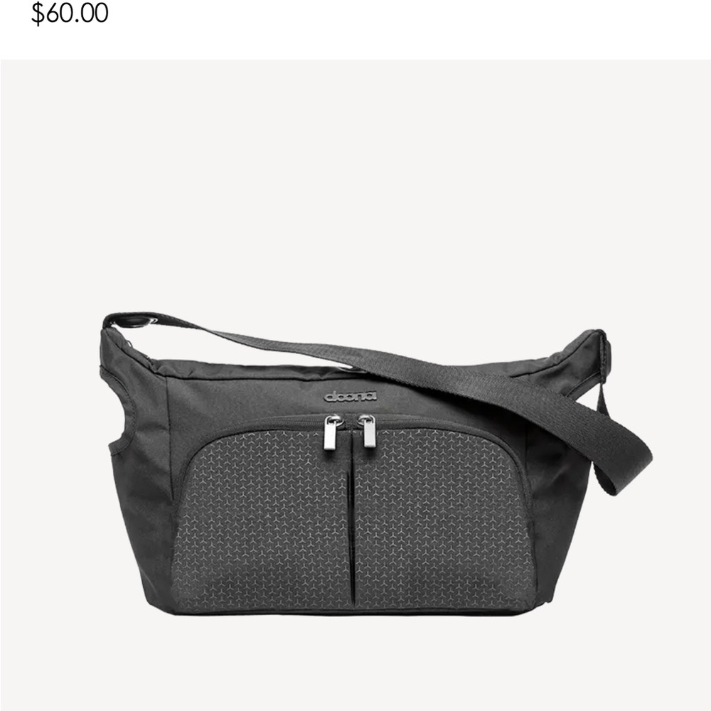 NWT Doona Essentials Bag